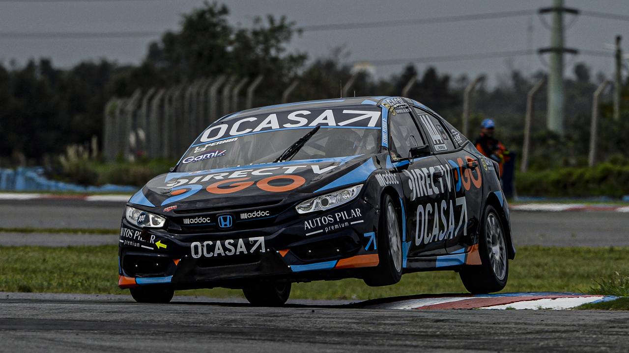 Apasionante pole de Pernía en Rosario